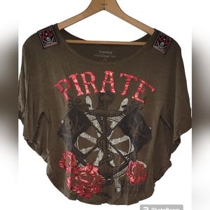 Disneyland Pirates of the Carbian Shirt, Size Small